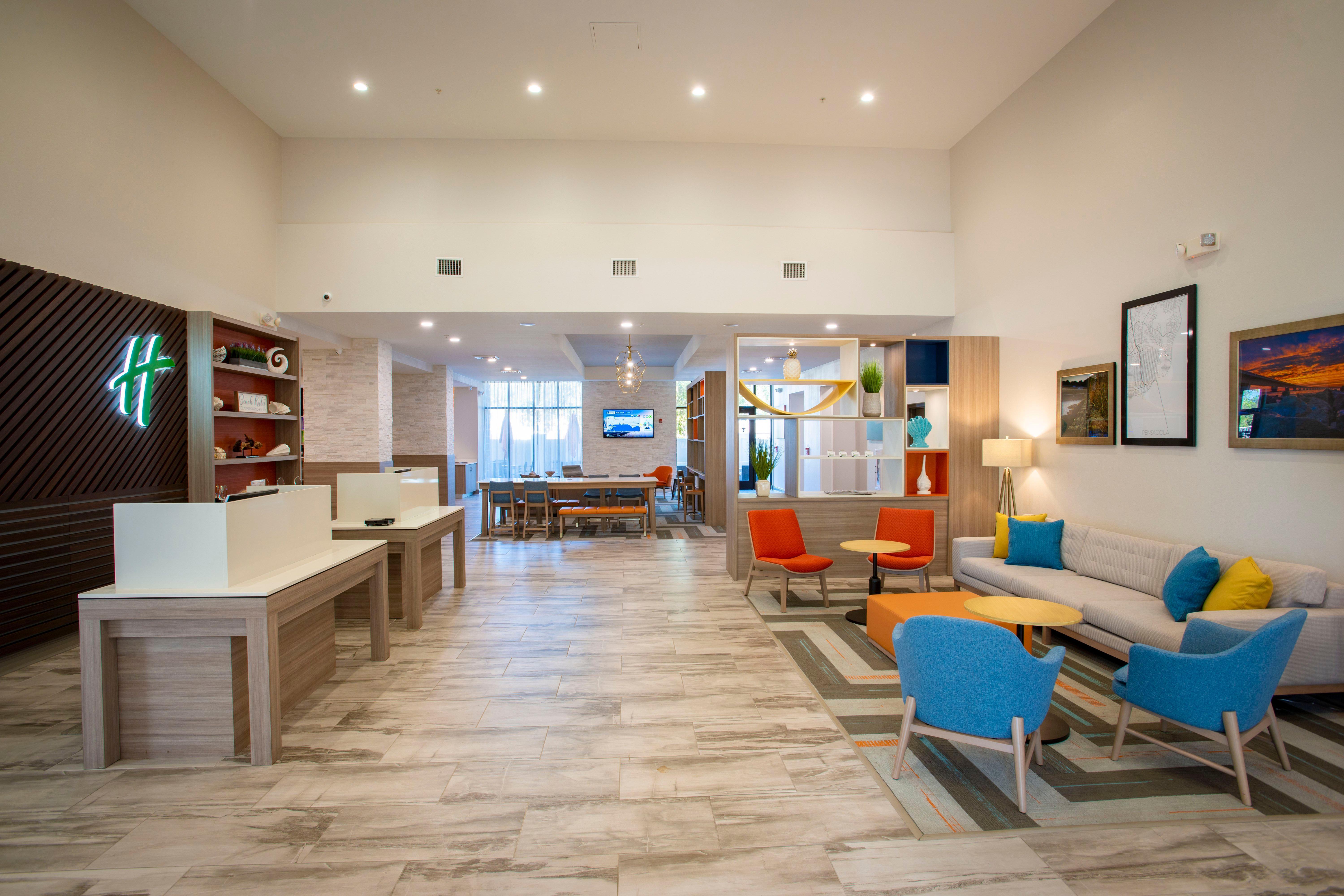 Holiday Inn Pensacola - University Area By Ihg Ferry Pass Exterior photo