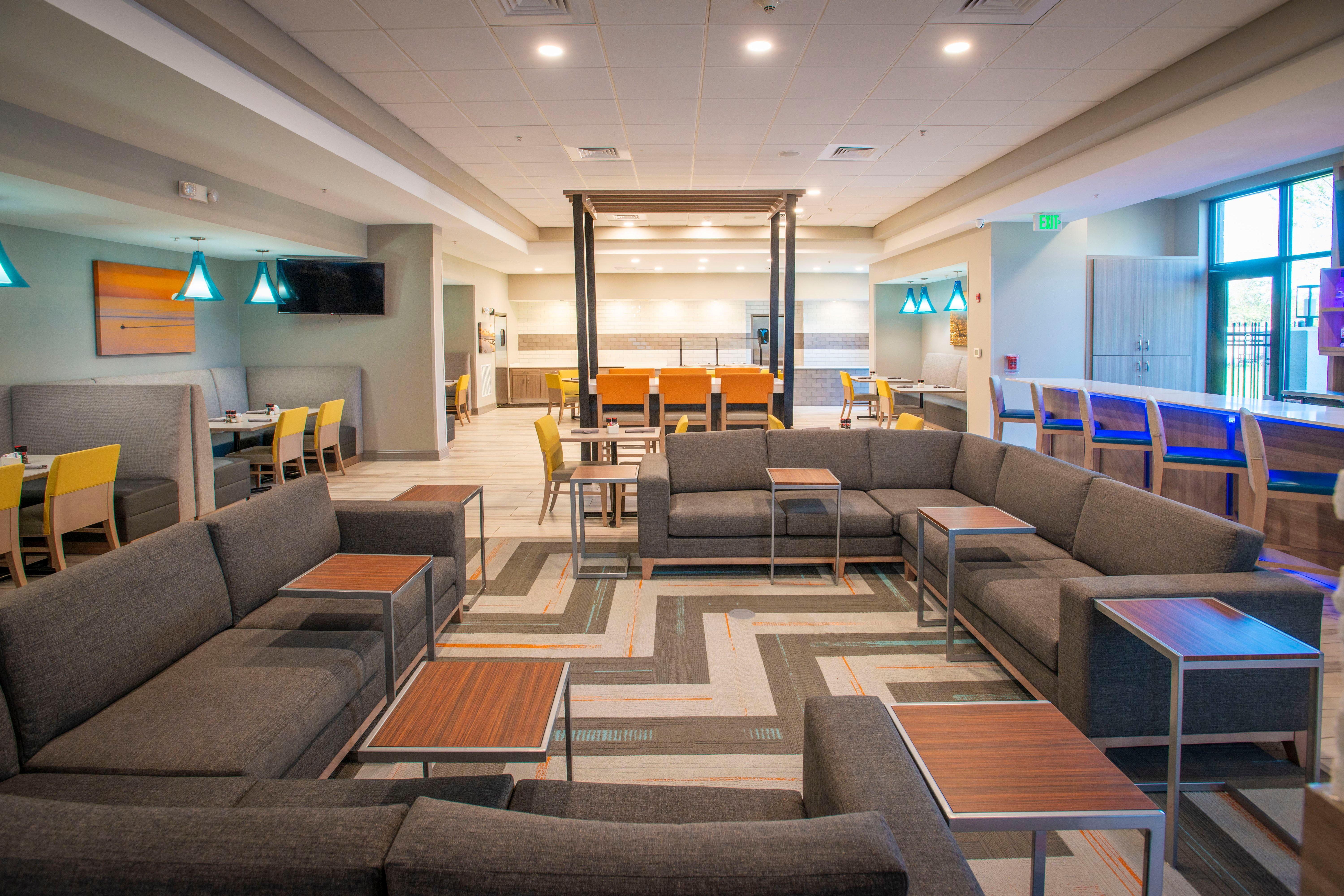 Holiday Inn Pensacola - University Area By Ihg Ferry Pass Exterior photo