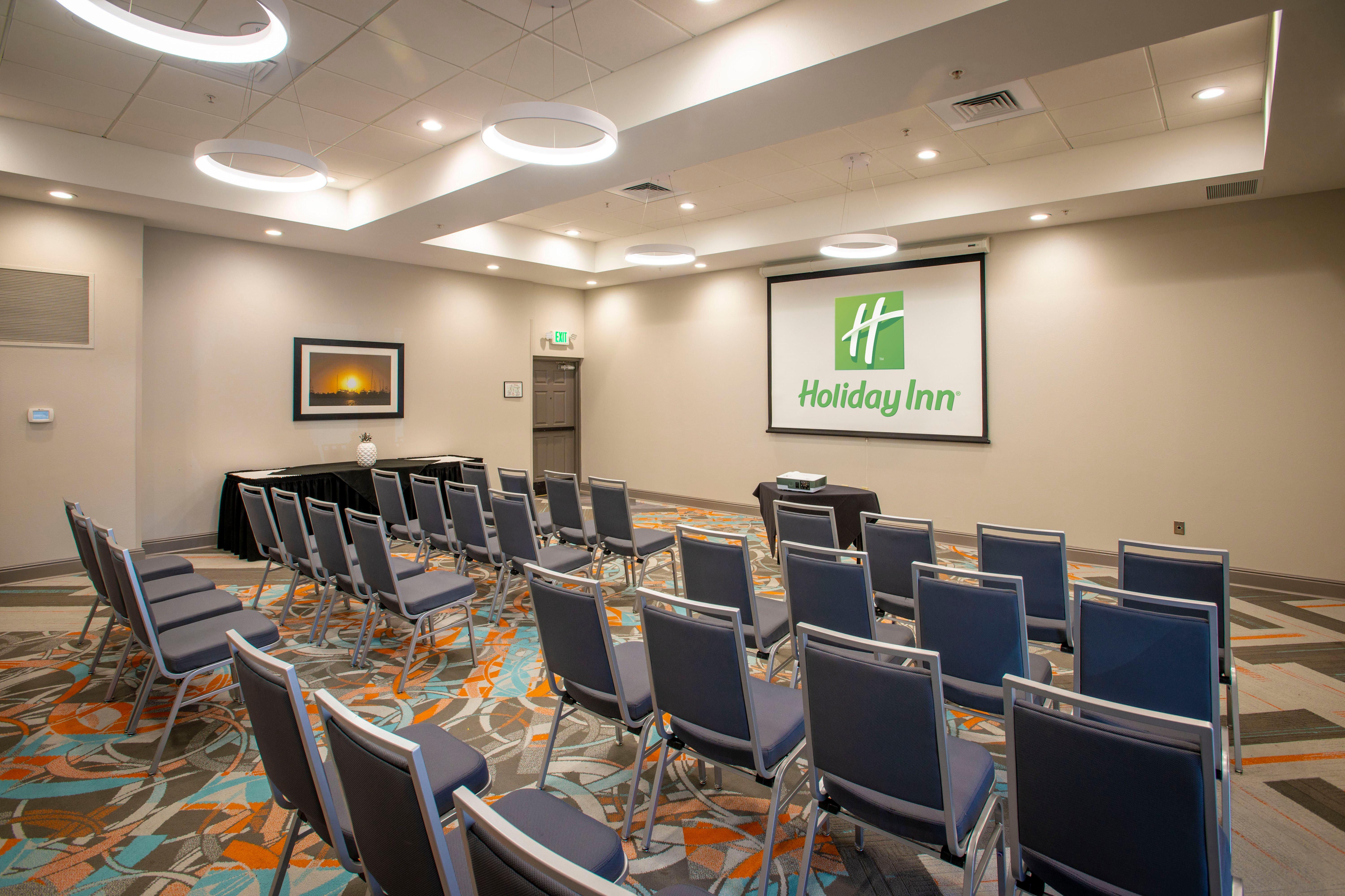 Holiday Inn Pensacola - University Area By Ihg Ferry Pass Exterior photo